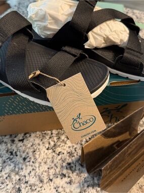 New Chaco black and Kraft Brown Logo Shoe Box